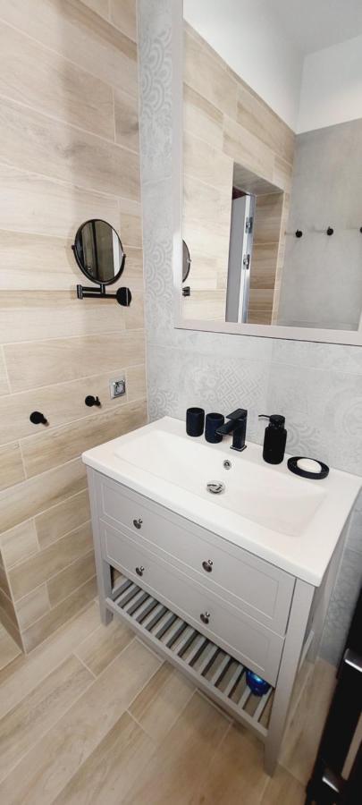 Apartamento Astoria 2 *